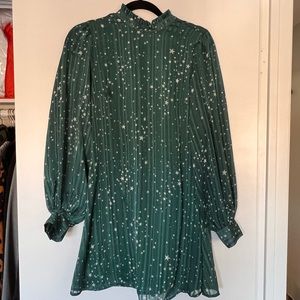 NWT forest green mini dress, retro style with metallic stitching - small